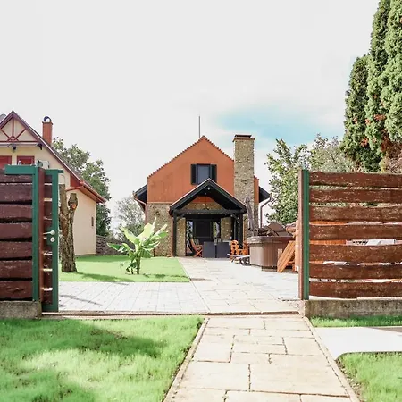 Aloha Hawaii Lak Békésszentandrás